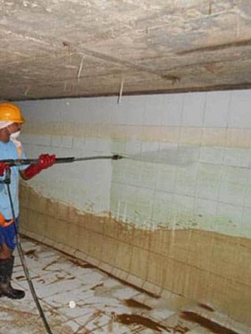 underground tank cleaning